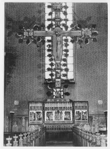 AK, Bad Doberan, Münster, Altar mit Triumphkreuz, 1971