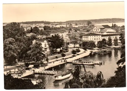 AK,  Schwerin, Blick vom Schloß auf die Anleger der Weißen Flotte, 1972
