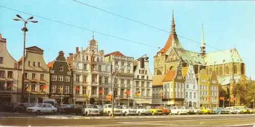AK lang, Rostock, Ernst-Thälmann-Platz, 1982
