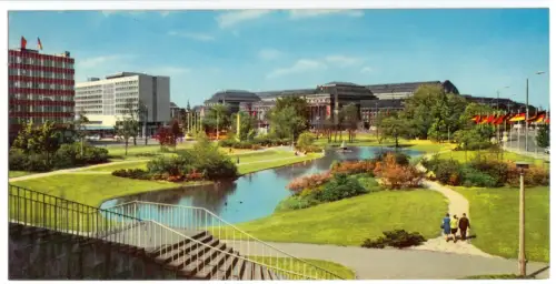 AK lang, Panoramakarte, Leipzig, Schwanenteich - Interhotel Leipzig - Hauptbhf.