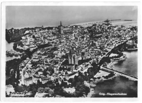 AK, Stralsund, Luftbildansicht Vers. 1, 1950
