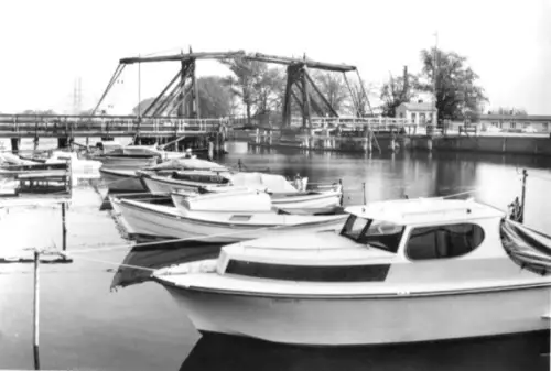 AK, Greifswald, OT Wieck, Partie mit Zugbrücke, 1980