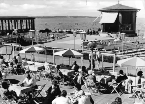 AK, Ostseebad Binz Rügen, Konzertpavillion belebt, 197