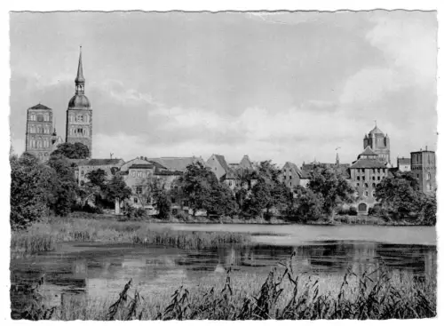 AK, Stralsund, Panorama über den Knieperteich, 1958