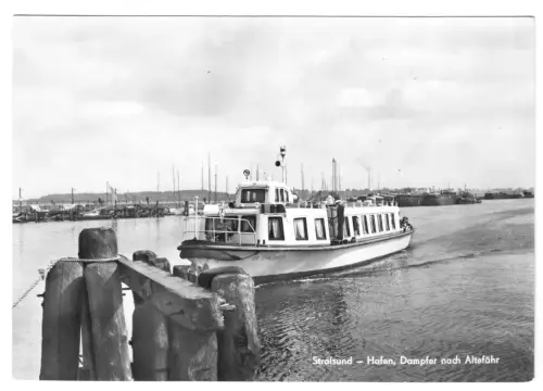 AK, Stralsund, Hafen, Dampfer nach Altefähr, 1965