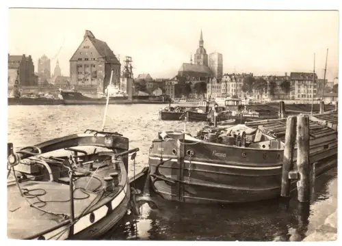 AK, Stralsund, Hafen mit Binnenschiffen, 1961