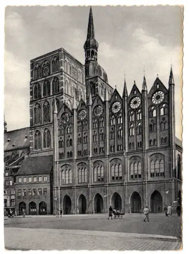 AK, Stralsund, Rathaus und Alter Markt, 1958