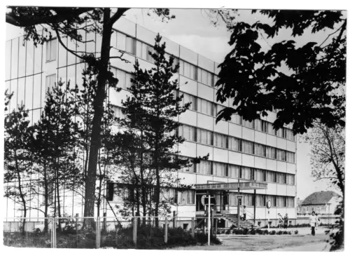 AK, Kühlungsborn Kr. Bad Doberan, FDGB-Heim "Ernst Grube", 1977