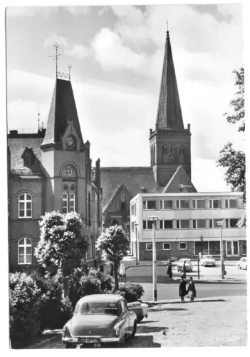 AK, Bergen Rügen, Durchblick zur Marienkirche, PKW Wartburg 1000, 1979