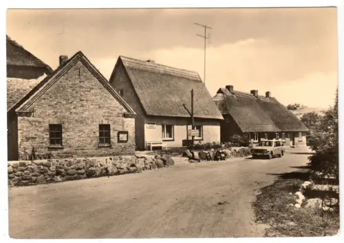 AK, Alt Reddevitz Rügen, Straßenpartie mit Rat der Gemeinde, 1971