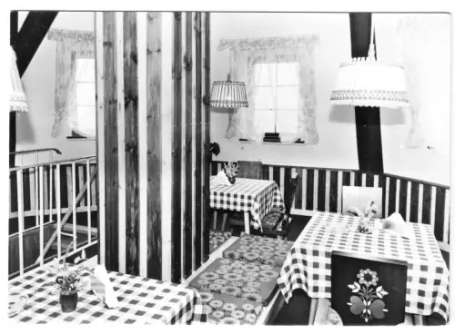 AK, Banzkow Kr. Schwerin, Gaststätte "Lewitzmühle", III. Etage, Gastraum, 1981