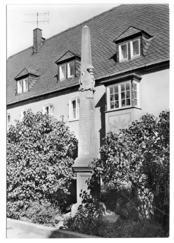 AK, Marienberg Erzgeb., Postmeilensäule, 1975