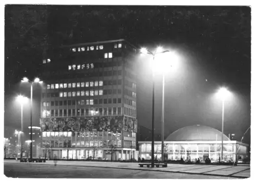 AK, Berlin Mitte, Haus des Lehrers und Kongresshalle, Nachtansicht, 1970