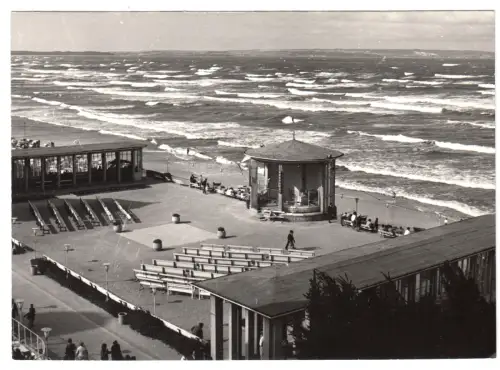 Foto im AK-Format, Ostseebad Binz Rügen, Blick von oben auf d. Kurplatz, um 1970