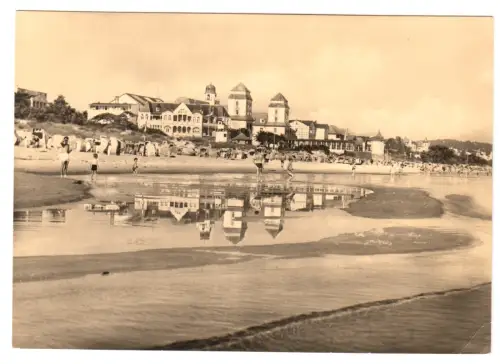 AK, Ostseebad Binz Rügen, Strandpartie mit Spiegelungen, 1960