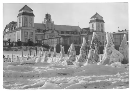 AK, Ostseebad Binz Rügen, Wintermotiv, Eisschollen und Kurhaus, 1984
