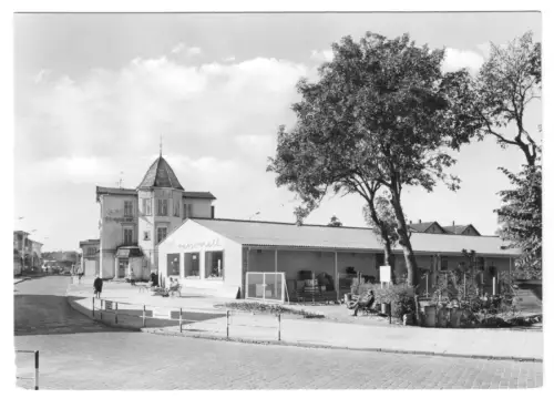 AK, Ostseebad Göhren Rügen, Straßenpartie mit Kaufhalle HO rationell, 1975