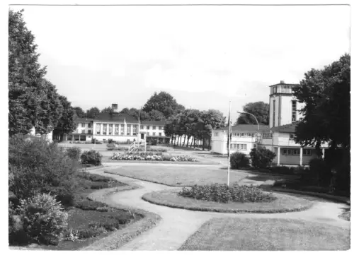 AK, Wiek Rügen, Kinderkurheim "Frohe Zukunft", Teilansicht mit Anlagen, um 1970