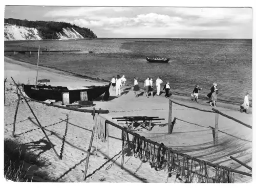 AK, Ostseebad Göhren Rügen, Südstrand, Fischerstrand, belebt, 1967