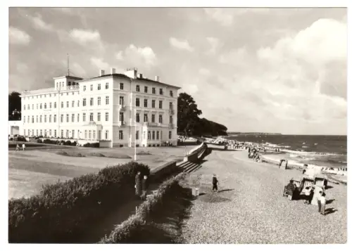 AK, Bad Doberan, OT Heiligendamm, Haus Mecklenburg und Strand, 1972