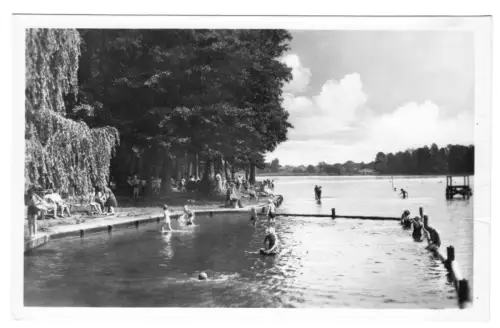 AK, Königs Wusterhausen, Strandbad Neue Mühle, belebt, 1957