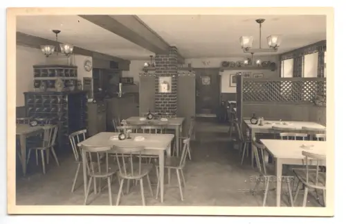 AK, Volkach am Main, Gasthof "zum Lamm", Gastraum, um 1955, Echtfoto, Handabzug