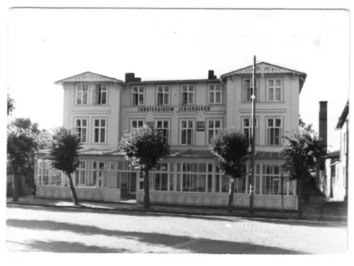 AK, Sellin Rügen, FDGB-Erholungsheim "Ferienglück", um 1965