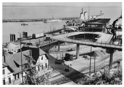 AK, Sassnitz Rügen, Saßnitz, Anlagen des Fährhafens, Version 2, 1975