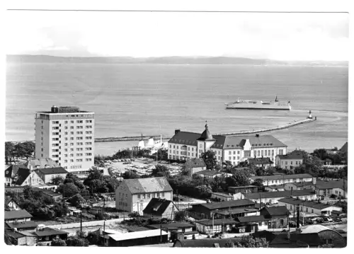 AK, Sassnitz Rügen, Saßnitz, Blick über die Stadt zur Mole, Vers. 1, 1979