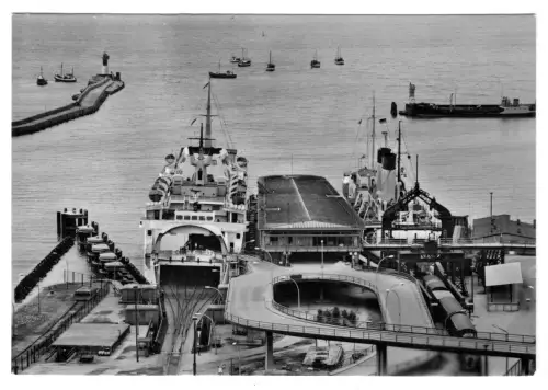AK, Sassnitz Rügen, Saßnitz, Blick auf den Fährhafen, 1972