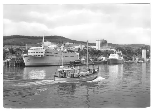 AK, Sassnitz Rügen, Saßnitz, Hafen mit Fährschiff "Skane", 1971