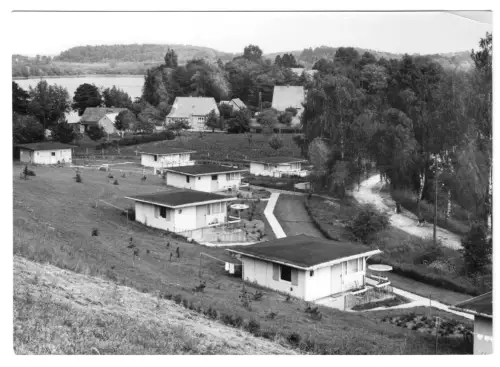 AK, Feldberg Meckl., Blick vom Ziegenberg auf Bungalows, 1972