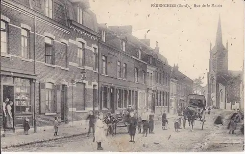 Ansichtskarte Pérenchies Nordfrankreich Rue de la Maririe Kirche Feldpost 1914