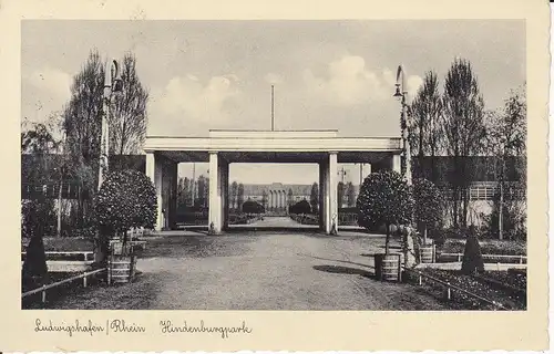 Ansichtskarte Ludwigshafen Hindenburgpark Tor Eingang ca. 1940