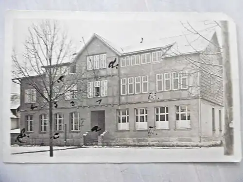 Alte Fotopostkarte/ Echtfoto "Haus/Schule?"