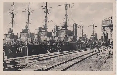Ansichtskarte Wesermünde Bremerhaven Hafen Minensuchboote 1941