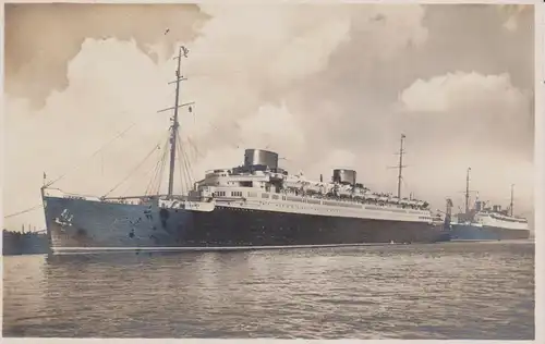 Ansichtskarte Passagierschiffe Dampfer Bremen u. Europa Ozeanriese Foto ca. 1930