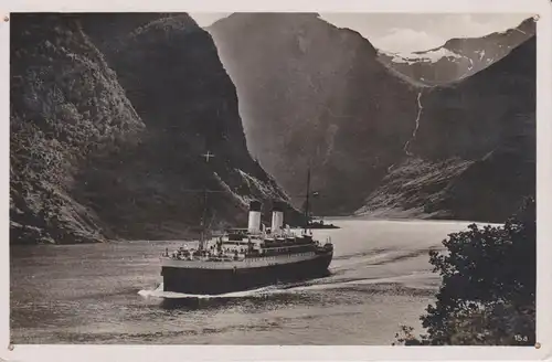 Ansichtskarte Passagierschiff Monte Sarmiento Naerofjord Norwegen Foto ca. 1938