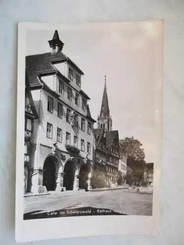 [Echtfotokarte schwarz/weiß] Calw im Schwarzwald - Rathaus. 