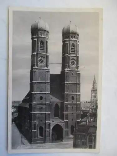 [Echtfotokarte schwarz/weiß] München Frauenkirche. 