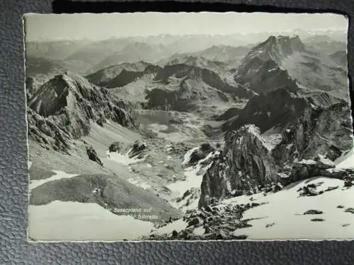 [Echtfotokarte schwarz/weiß] 4682 m Blick von der Schesaplana auf Lünersee, Rhätikon und  Silvretta
(Fehldruck bei der Beschriftung !!). 