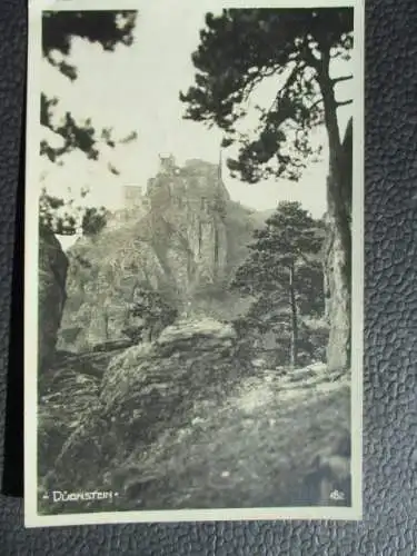 [Echtfotokarte schwarz/weiß] Dürnstein a.d. Donau
weiter mit Beschreibung zu Ort und Burg. 