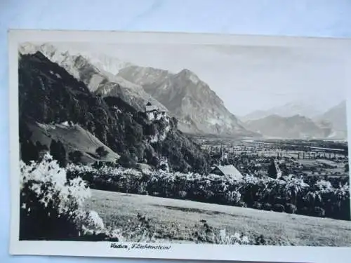 [Echtfotokarte schwarz/weiß] Vaduz F. Liechtenstein. 