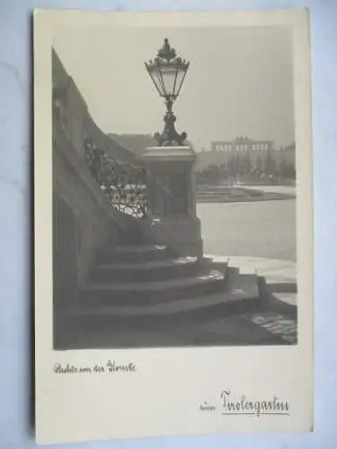 [Echtfotokarte schwarz/weiß] rechts von der Gloriette zum Tirolergarten. 