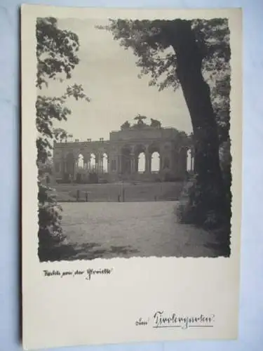 [Echtfotokarte schwarz/weiß] rechts von der Gloriette zum Tirolergarten. 