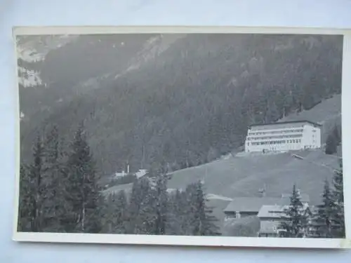 [Echtfotokarte schwarz/weiß] Hochgebirgsklinik Dr. Backer  Riezlern Kleinwalsertal. 