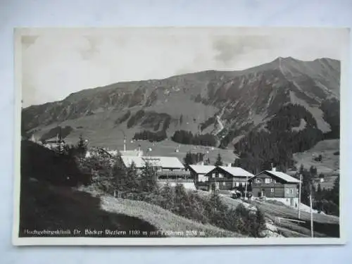 [Echtfotokarte schwarz/weiß] Hochgebirgsklinik Dr. Backer Rietzler 1100 m mit Fellhorn 2038 m. 