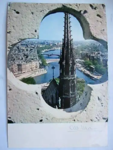 [Echtfotokarte farbig] Paris La Seine et la Flèche de Notre-Dame. 