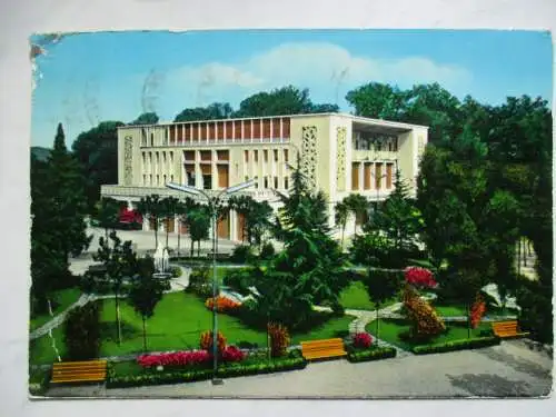 [Echtfotokarte farbig] Abano Terme  
Pubblico Giardino e Teatro. 