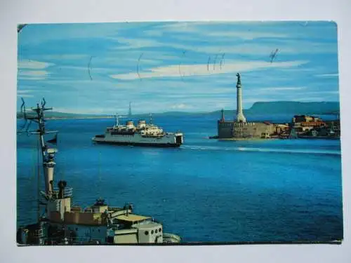 [Echtfotokarte farbig] Messina  L'ingresso del Porto  et la Madonnina. 